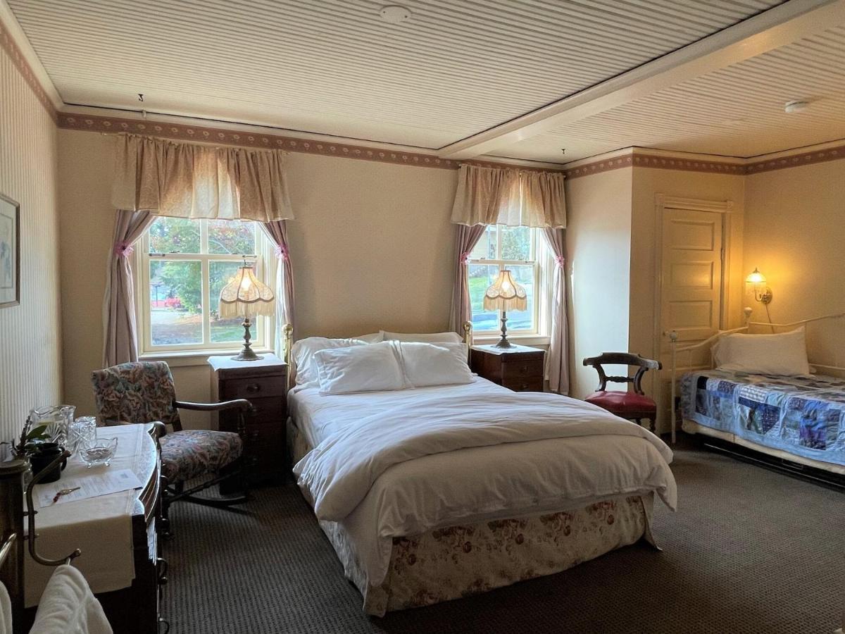 Orcas Hotel 외부 사진