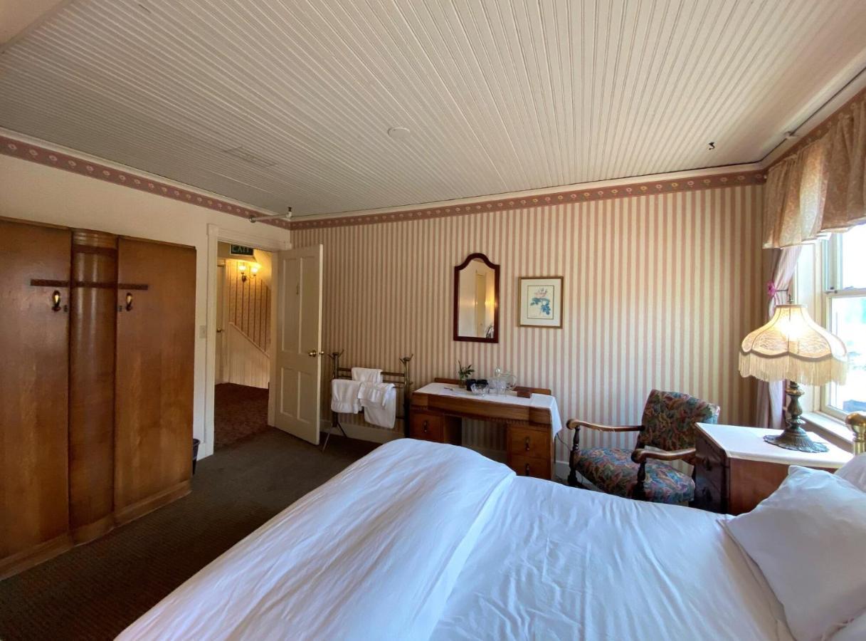 Orcas Hotel 외부 사진