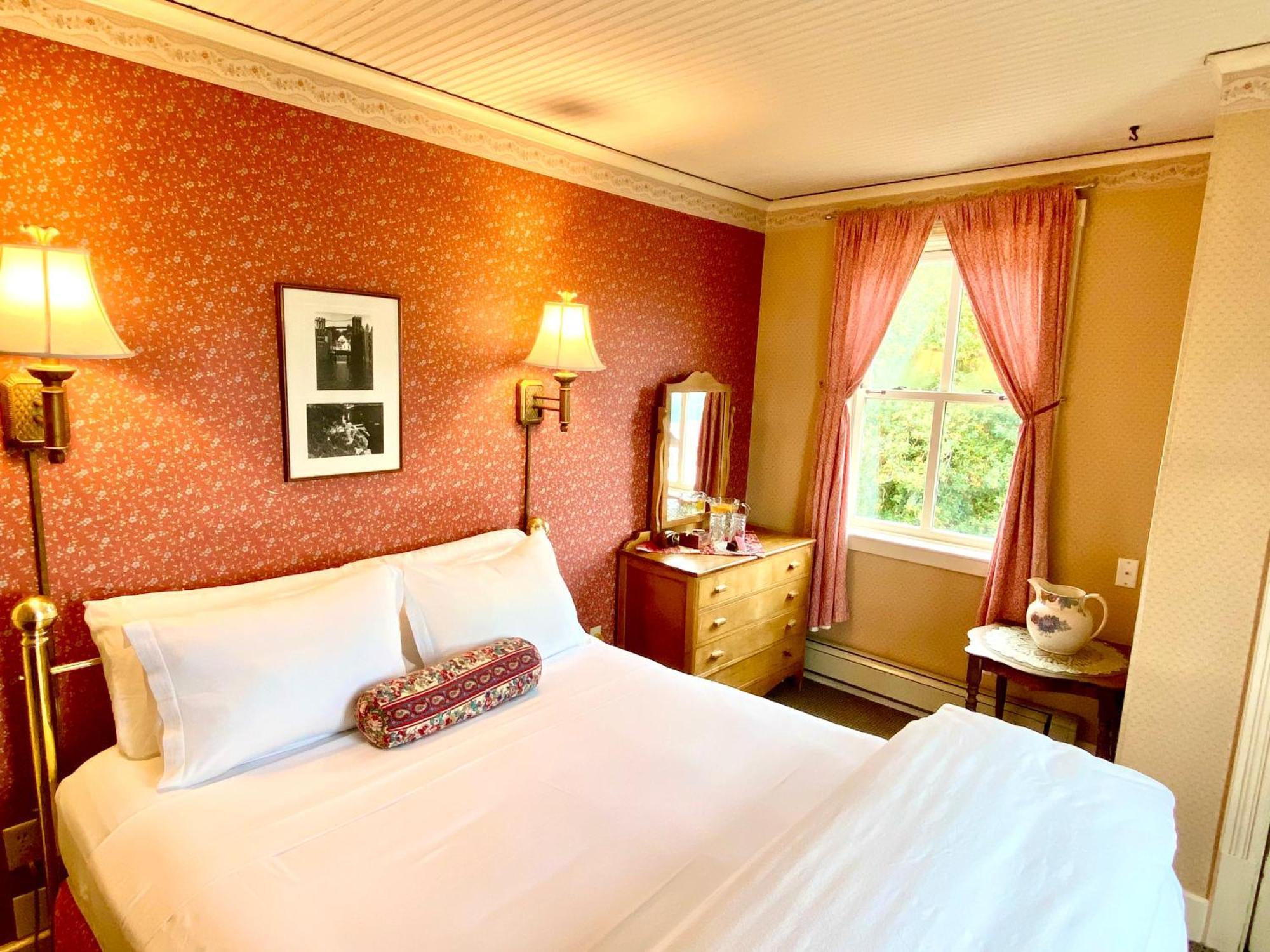 Orcas Hotel 외부 사진